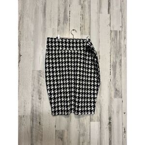 Checkered skirt